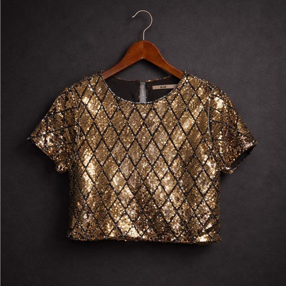 ✨ mi ami Gold Sequin Diamond Pattern Short Sleeve Top (XS)